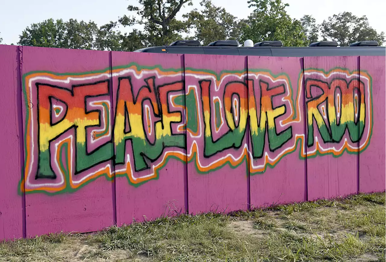 Bonnaroo Pledges to Remain a 'Safe Haven' in Face of Tennessee Anti-Drag Law