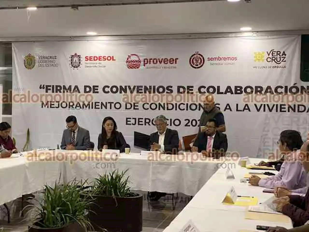 Gobierno de Veracruz proyecta inversión de vivienda en 100 municipios