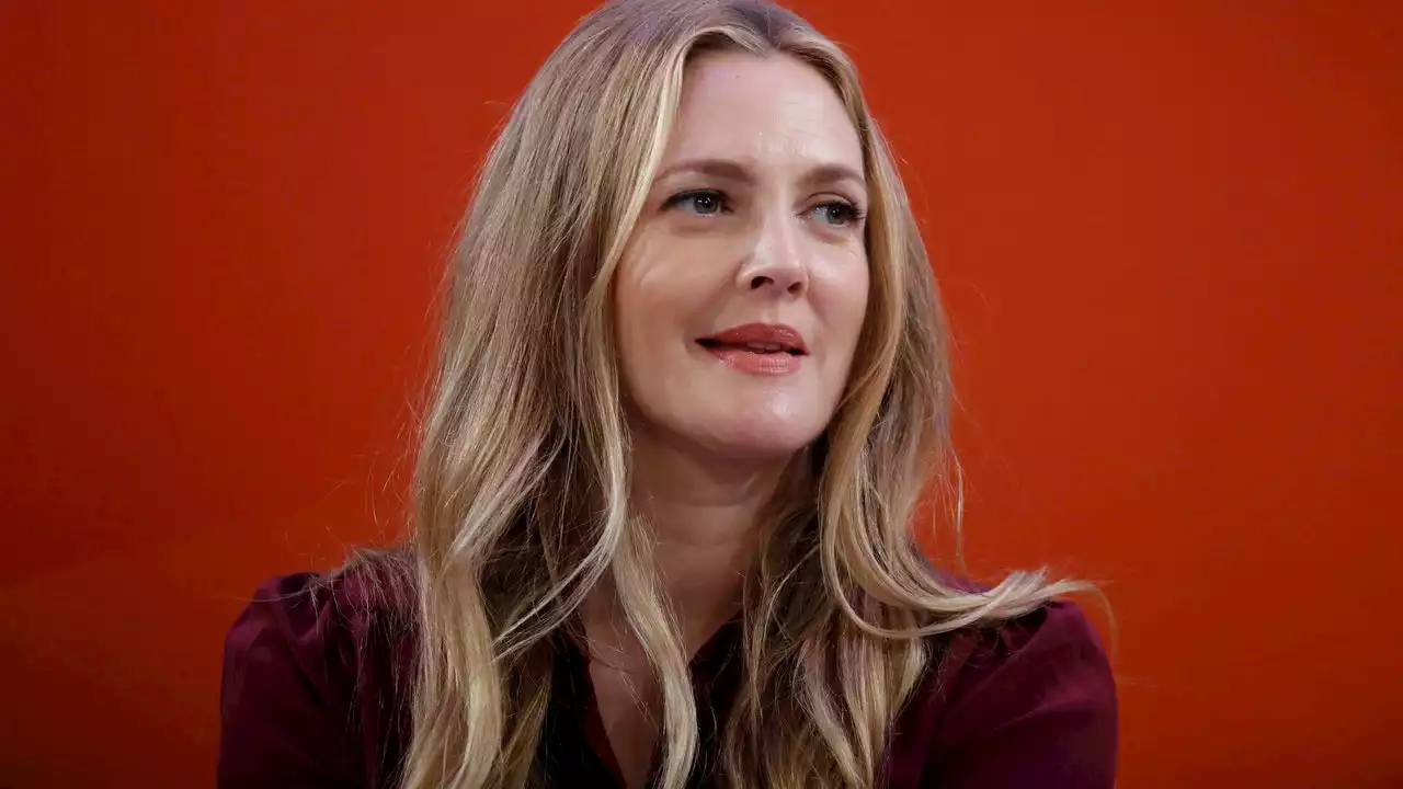 Drew Barrymore Had Her First Hot Flash on Camera With Jennifer Aniston at Her Side