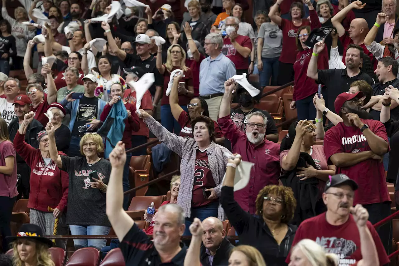 Women making case in tourney for own March Madness TV deal