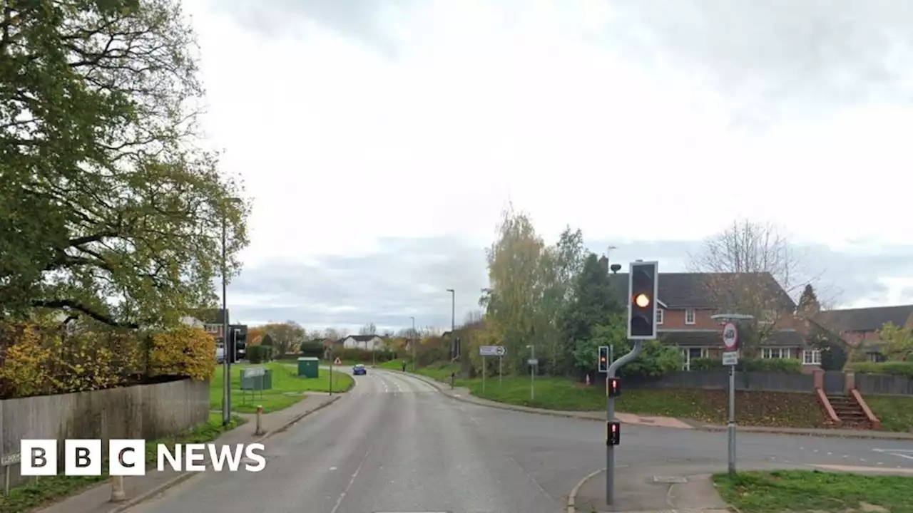 Broughton Astley: Teenage pedestrian seriously injured in crash