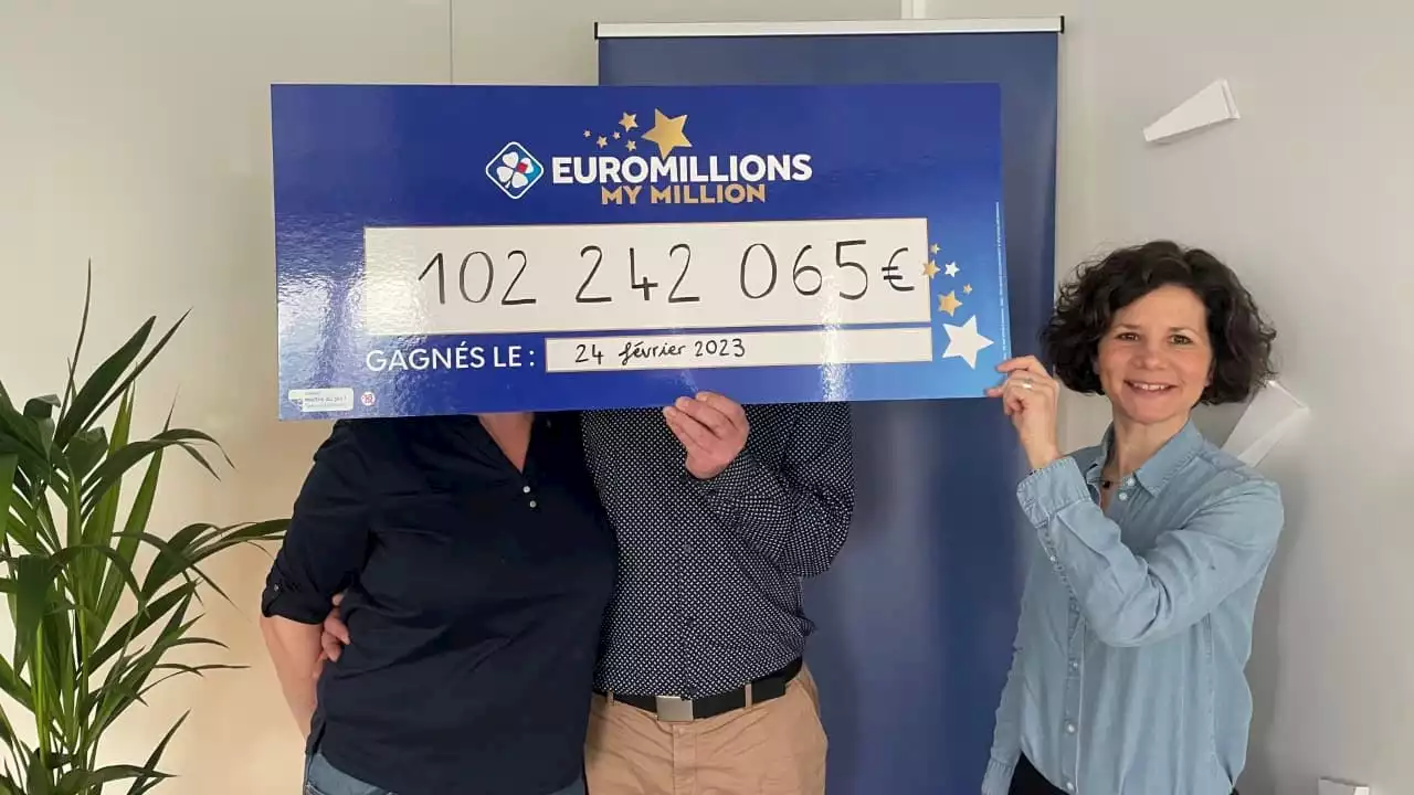 Euromillions: la Sarthoise qui a gagné plus de 102 millions d'euros a reçu son chèque