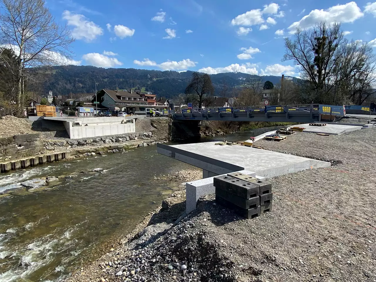 Neue Brücke am Lindauer Grenzübergang Ziegelhaus