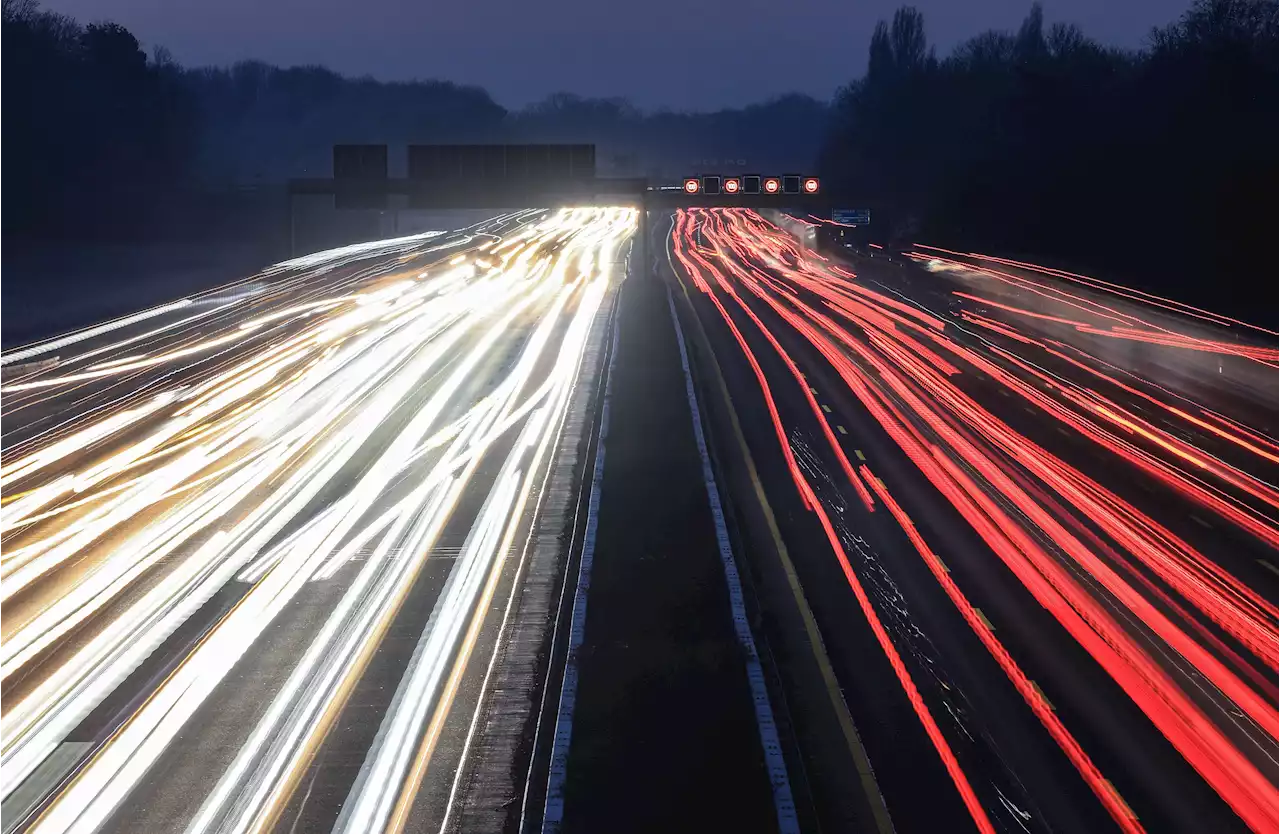 Osterferien: Was ist los auf Straße, Schiene und in der Luft?