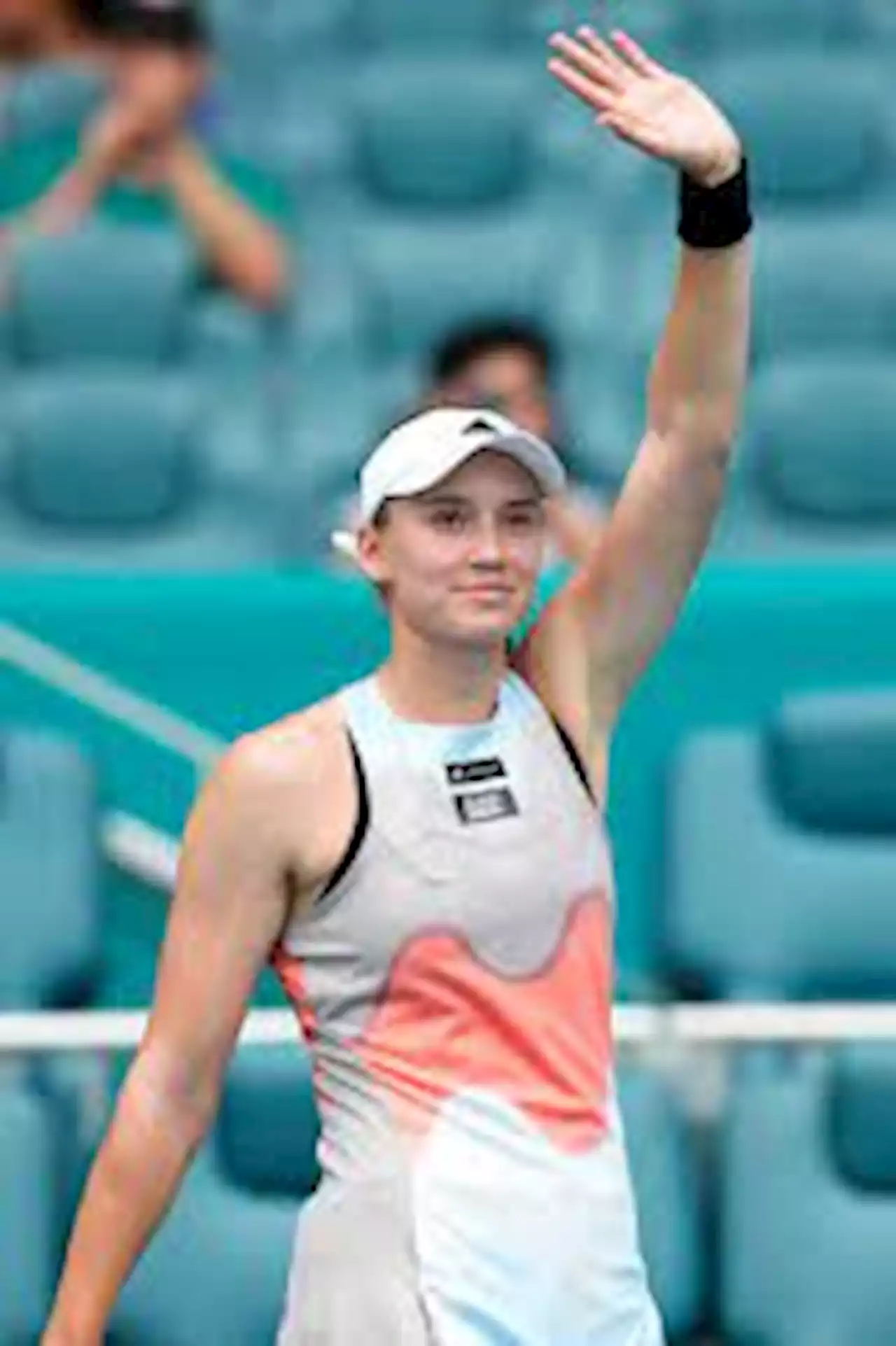 Elena Rybakina hits 10 aces in Miami for 12th straight win | Associated Press