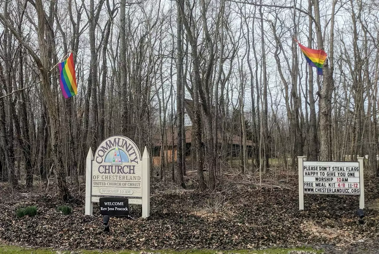 Geauga County drag queen brunch, story time still on for Saturday, after police urged organizers to cancel