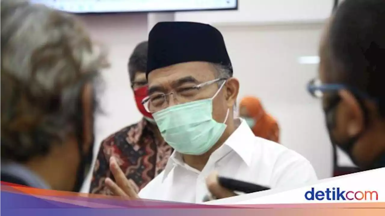 Plt Menpora: Mari Berdoa Semoga Tak Ada Sanksi dari FIFA, Syukur Malah Bonus