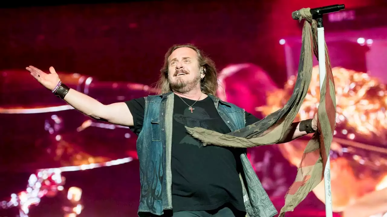 CMT Music Awards to Honor Lynyrd Skynyrd With Star-Studded Performance