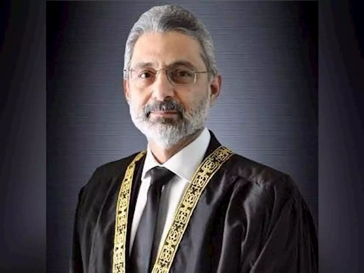 جسٹس قاضی فائز عیسی کیخلاف ریفرنس واپس لینے کیلیے وزیراعظم نے صدر کو خط لکھ دیا - ایکسپریس اردو