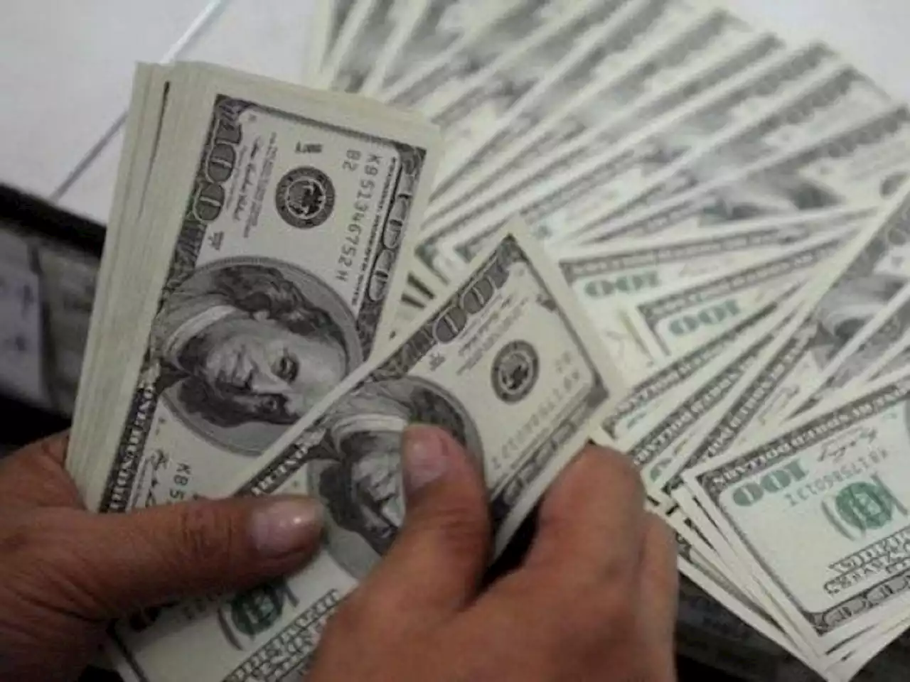 زرمبادلہ کے ذخائر 35 کروڑ 40 لاکھ ڈالر کم ہوگئے - ایکسپریس اردو