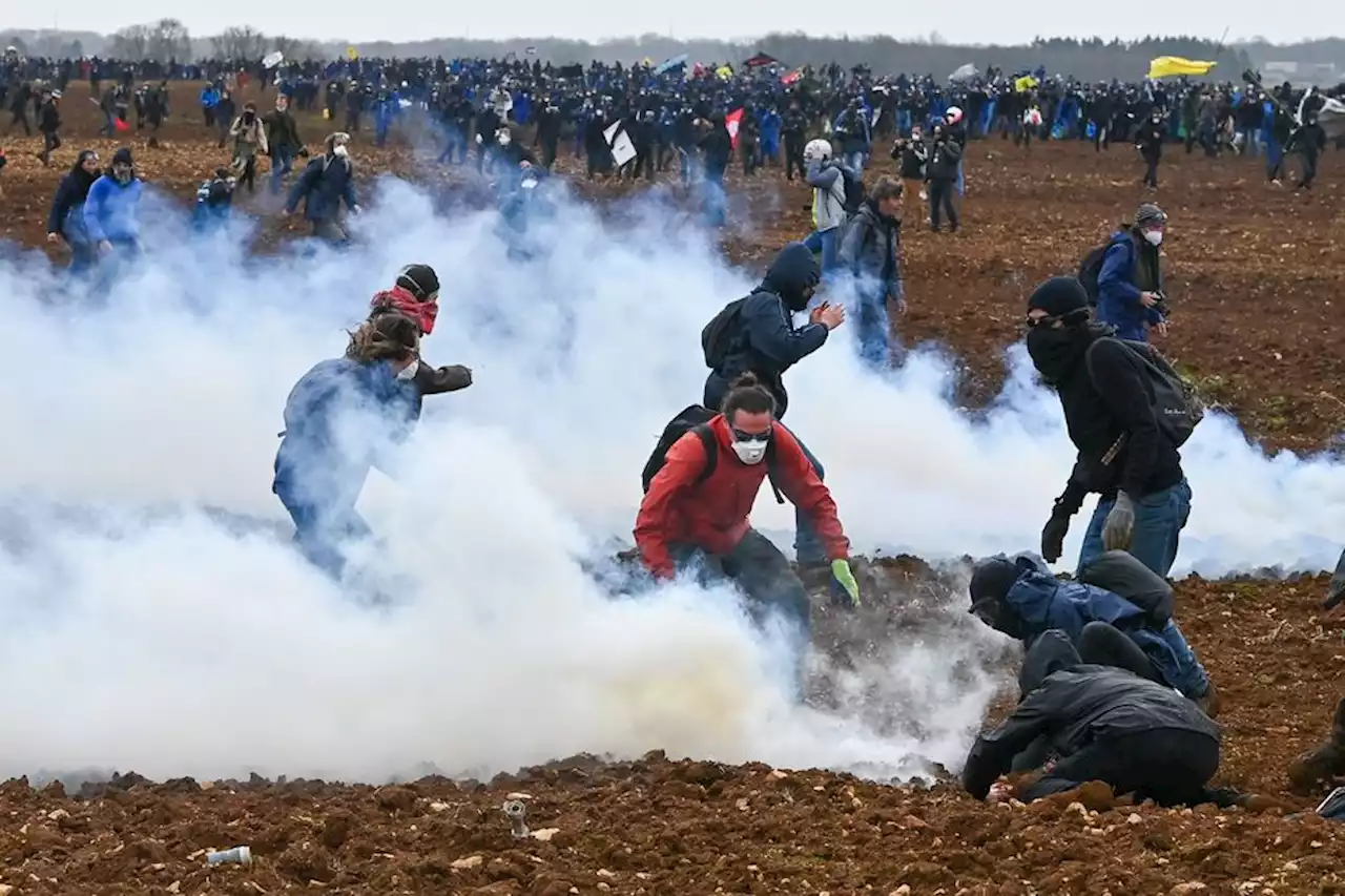 'Le monde que l'on nous propose ne nous intéresse pas' : Noa, 17 ans, manifeste à Montpellier contre les violences policières