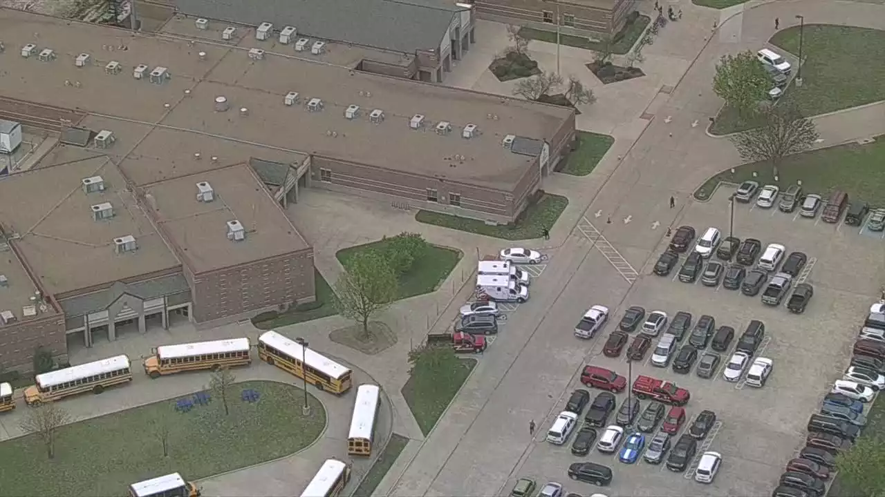 Gas leak near North Texas elementary school sends staff, students to hospital