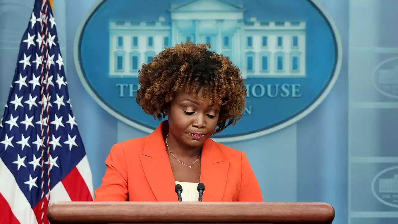 White House dodges question on whether 'assault weapons' ban will lead to 'confiscation'