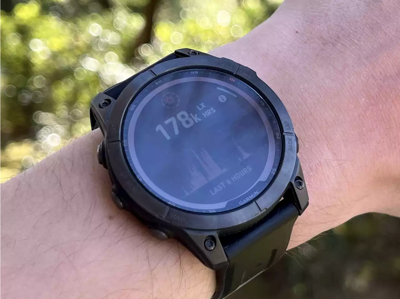 Garmin Fenix 7 Solar : la smartwatch sportive ultime voit son prix chuter de 200 euros