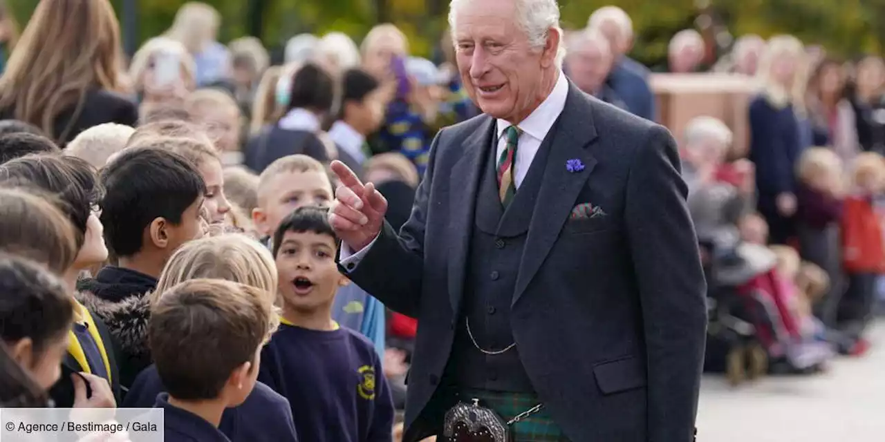 Charles III : cette manifestation à laquelle il a échappé en annulant sa venue en France - Gala