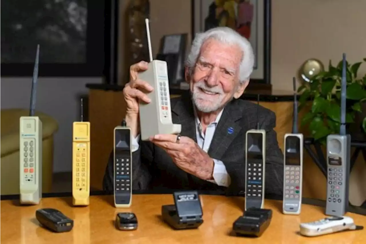 Take your eyes off your mobile phone, says inventor, 50 years on