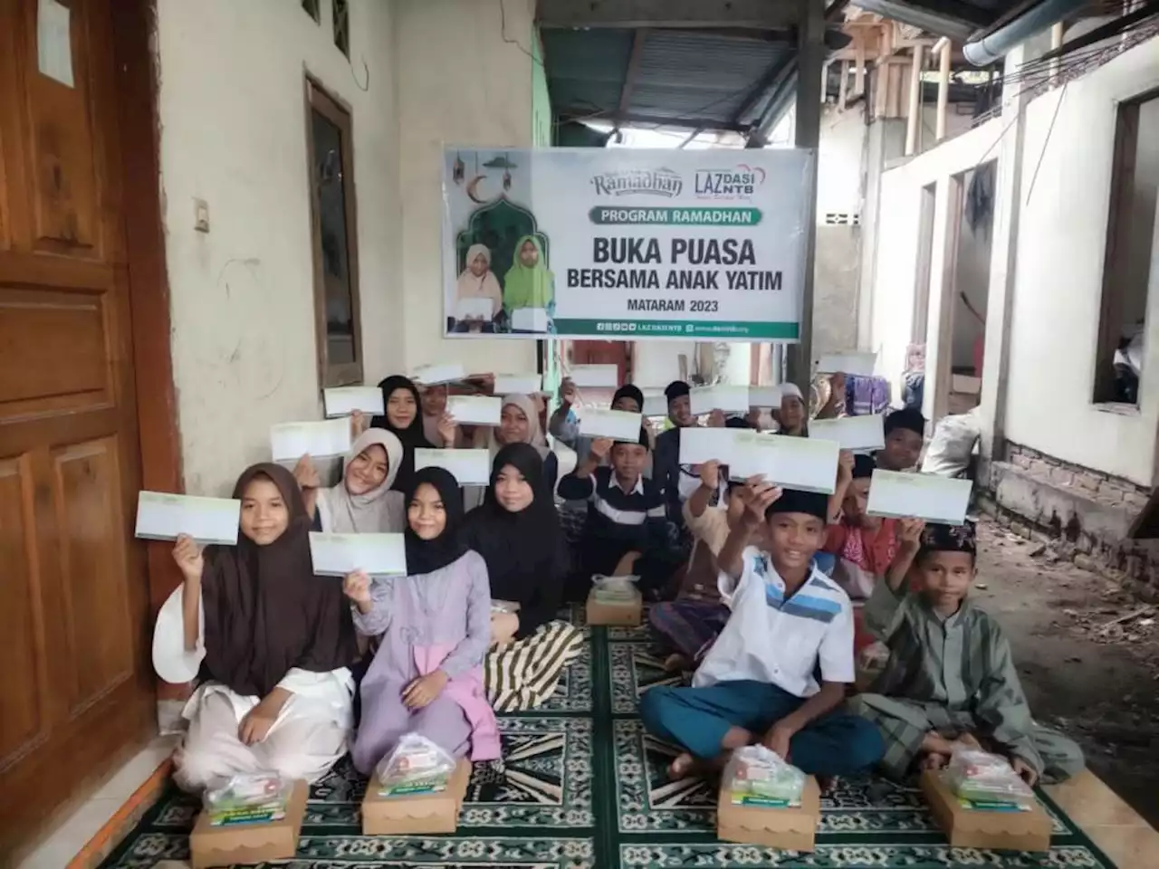 LAZ DASI NTB Buka Puasa Bersama Anak Yatim di Kota Mataram