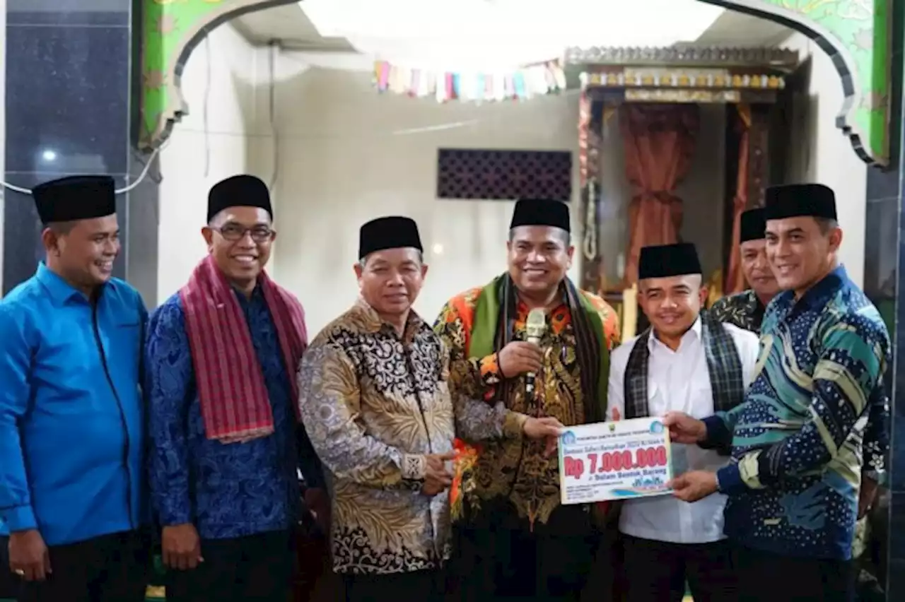 Safari Ramadhan, Suhatri Bur Bicara Prestasi