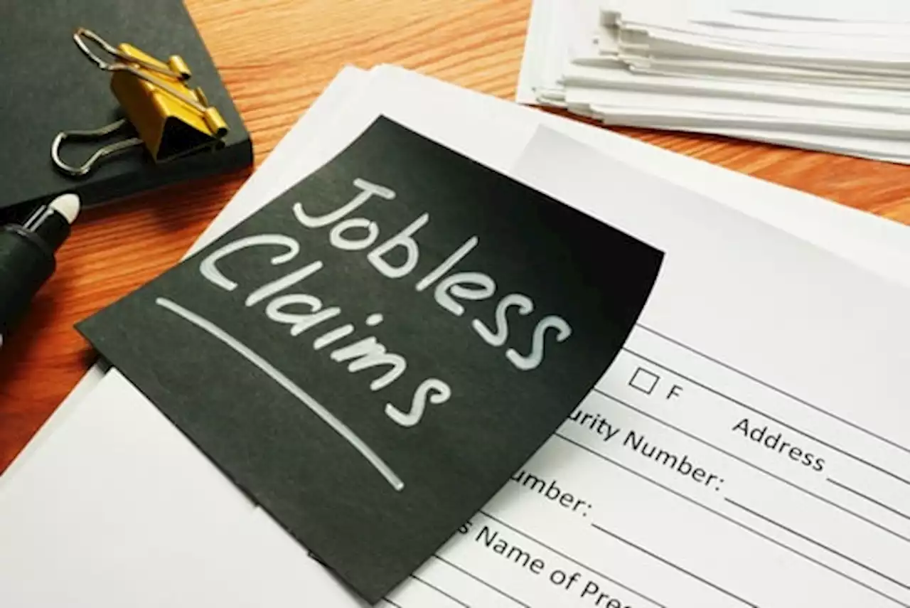 U.S. weekly jobless claims rise by 7k to 198,000, gold price climbs