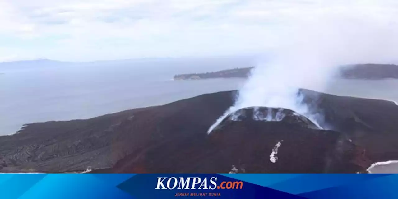 Gunung Anak Krakatau Sudah 11 Kali Meletus Selama Maret 2023