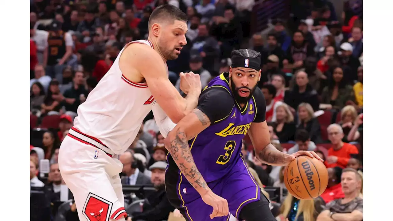 Anthony Davis’ big night helps Lakers avenge loss to Bulls