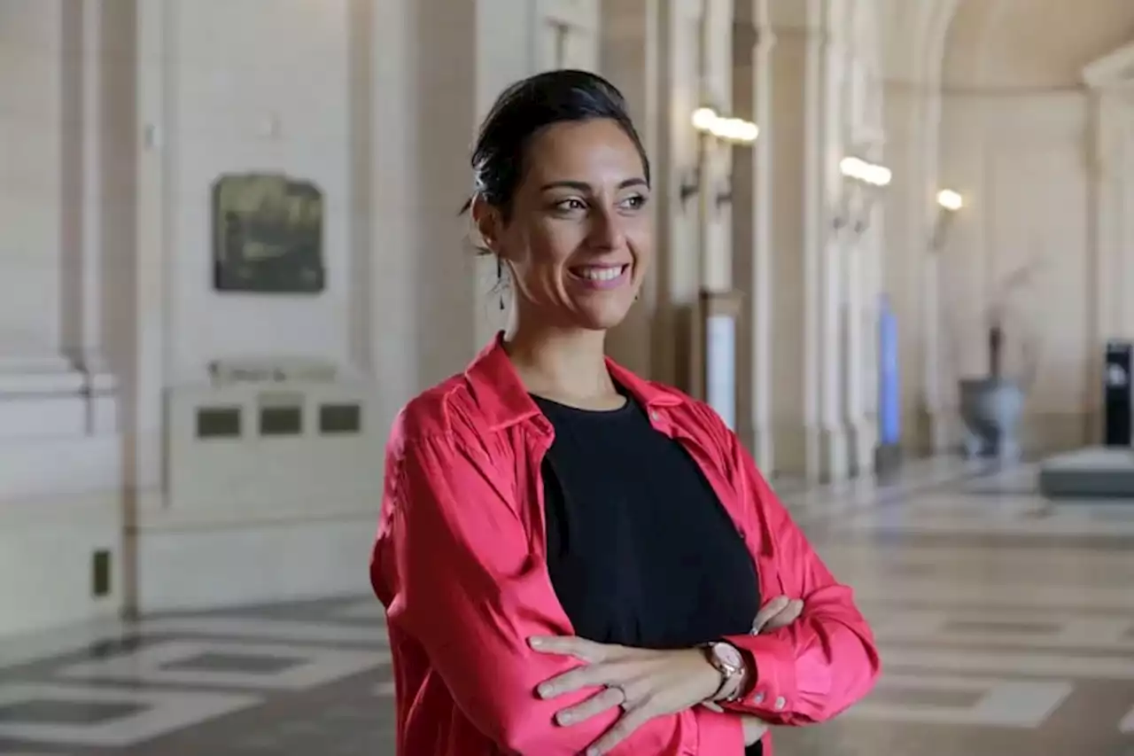 Natalia Vartanian, la primera directora del Coro Polifónico Nacional, “el seleccionado nacional de cantantes”, en sus 55 años de historia