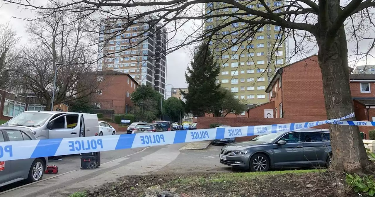 Live as police guard huge cordon in Lovell Park in Leeds