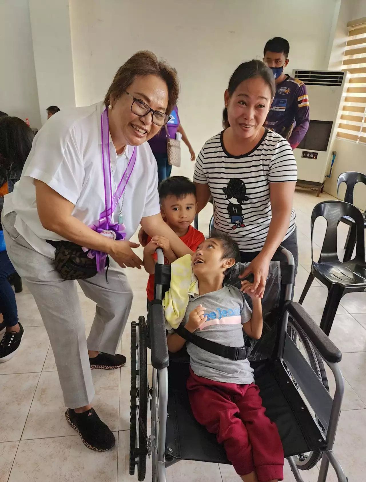 'Sana ol': Guanzon posts touching tweet for Legarda after helping out PWD