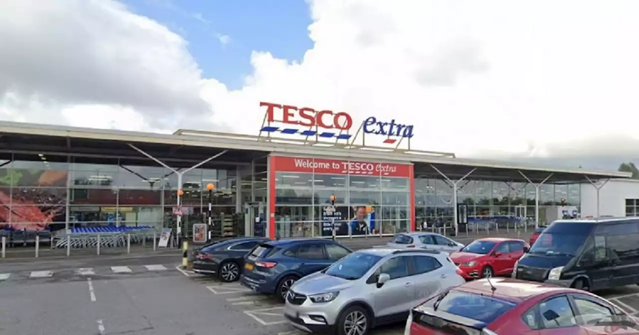 Shoppers fume as Tesco makes big change to home deliveries