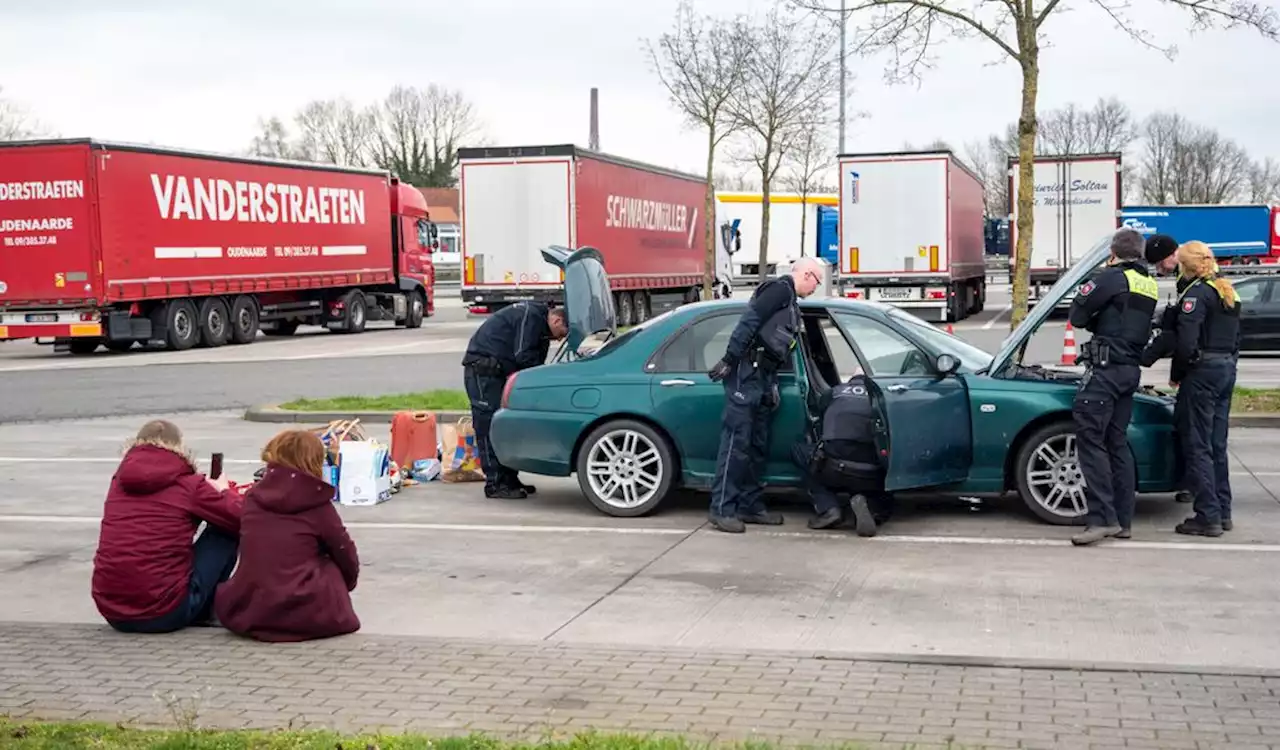 Großkontrolle auf Autobahn im Norden: Polizei und Zoll werden fündig