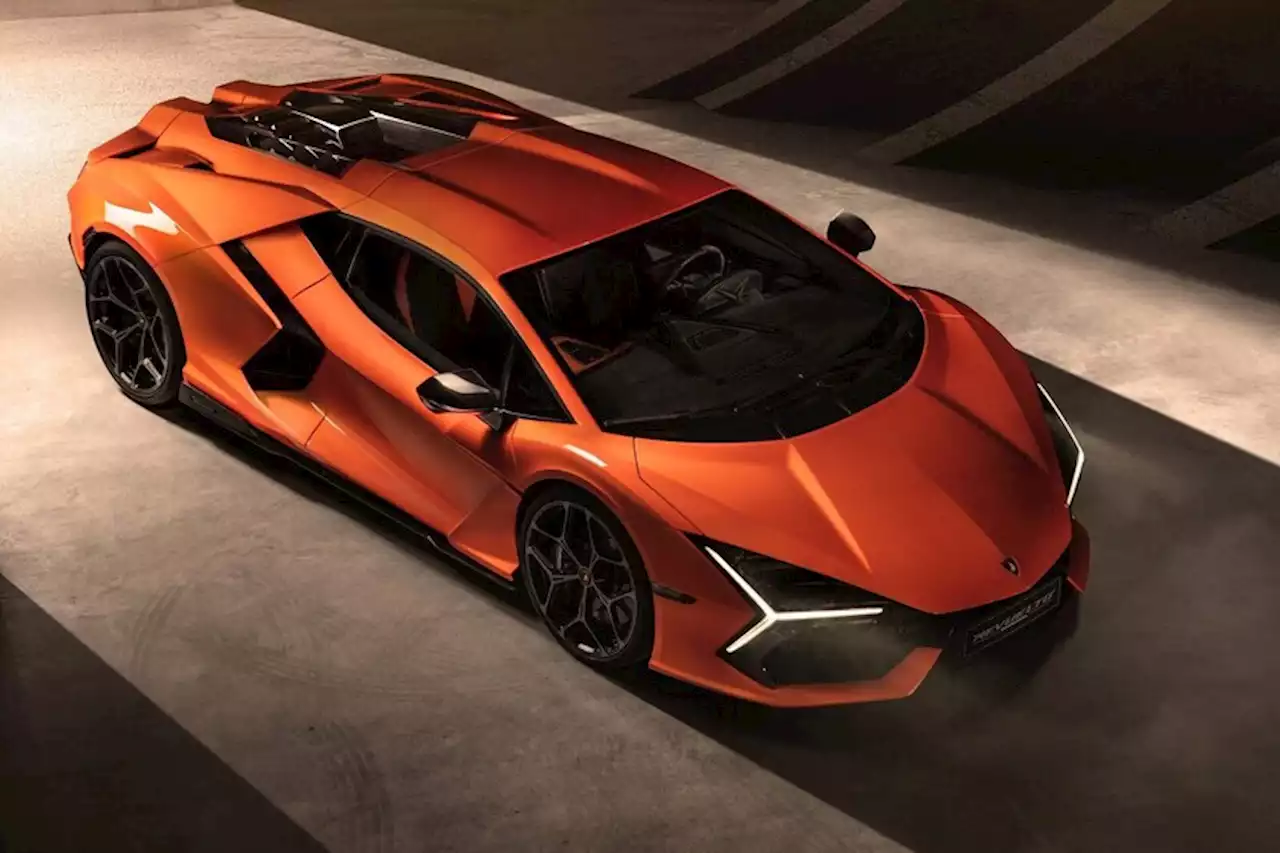 Lamborghini Revuelto: el primer 'Lambo' híbrido no pierde su V12 y ahora produce 1,015 hp