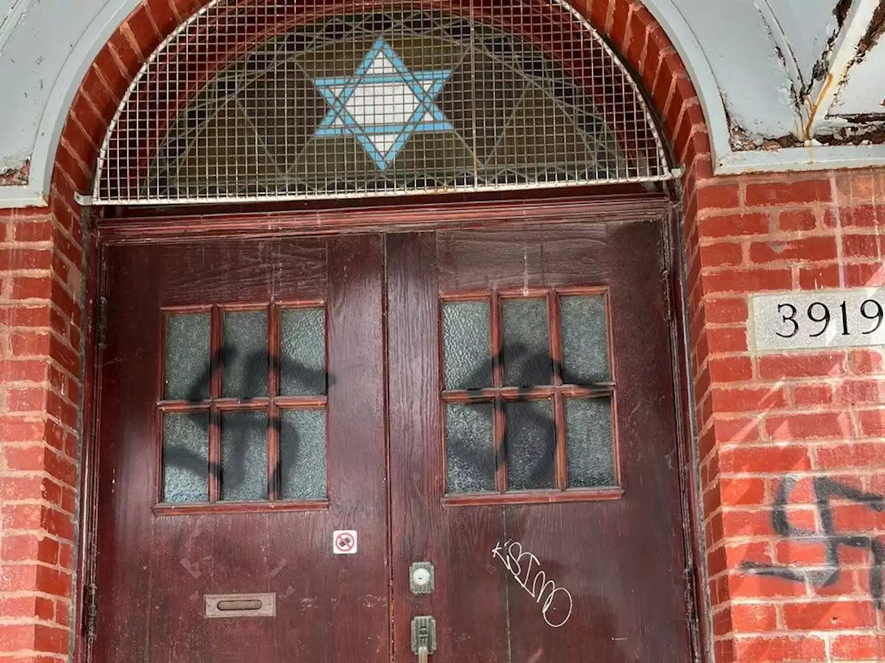 Jewish community calls for action from city after Montreal synagogue defaced with swastikas