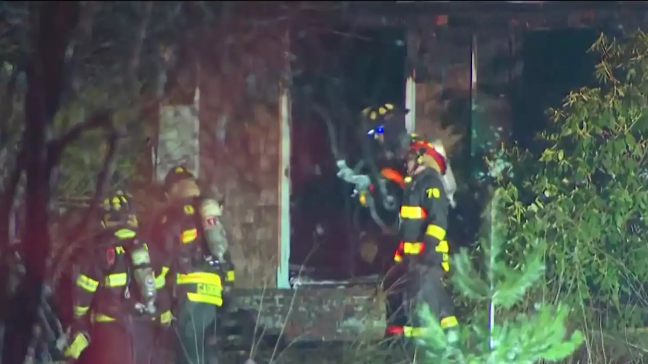 Man Jumps From Window to Escape Kingston Fire; Cat Killed, Officials Say