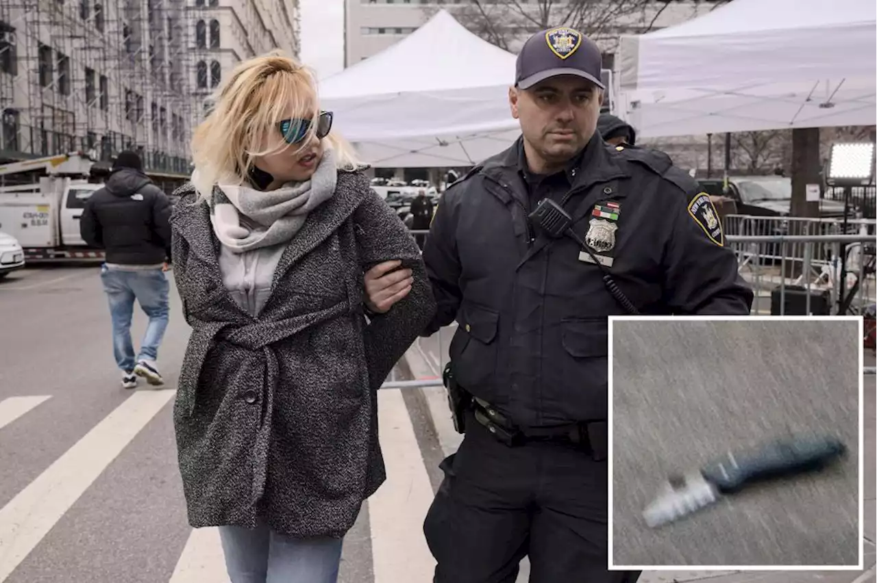 Trump supporter pulls knife in argument with woman outside NYC courthouse: NYPD