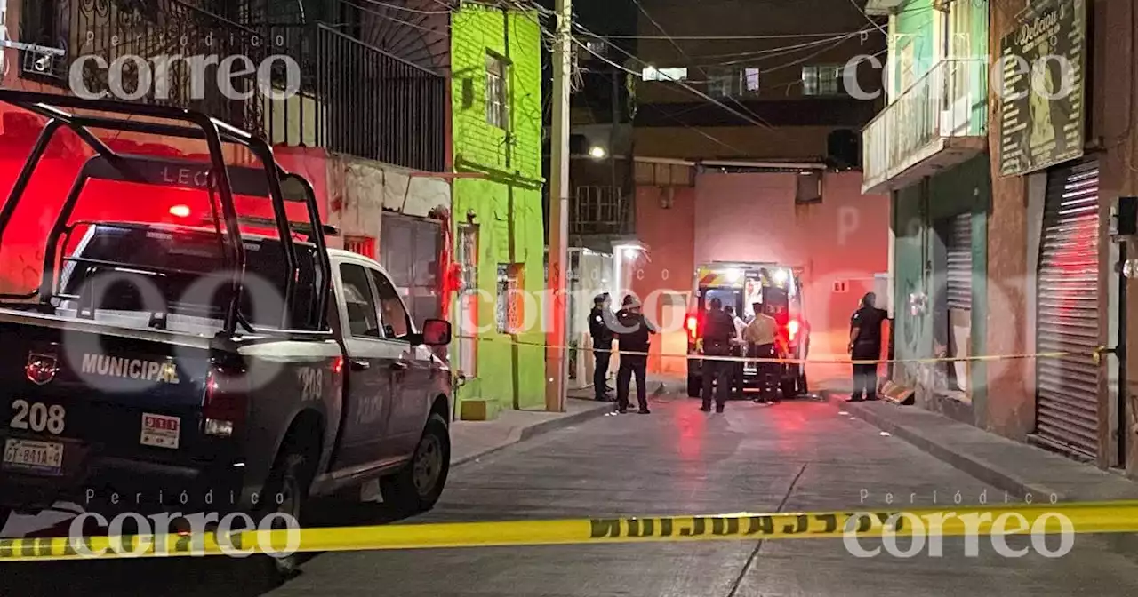 Asesinan a tres hombres tras balacera en casa de la colonia Obrera en León