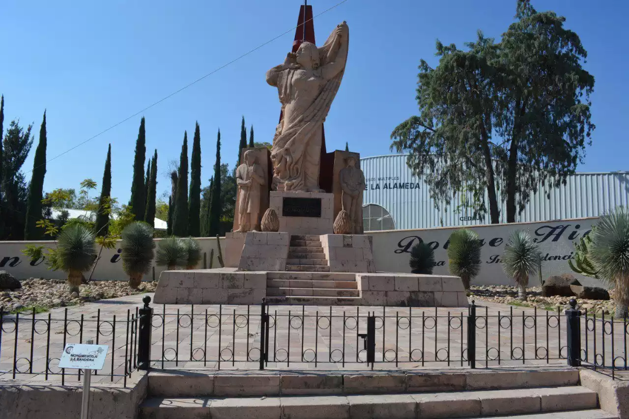 Pese a tarifa establecida, transporte sigue cobrando seis pesos a estudiantes de Dolores Hidalgo