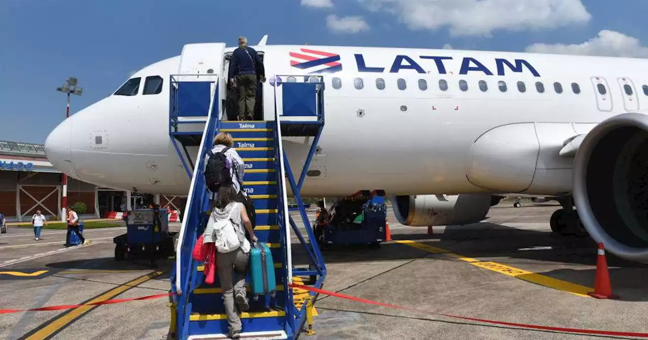 Latam anuncia tarifas de protección a pasajeros afectados por cese de Ultra Air