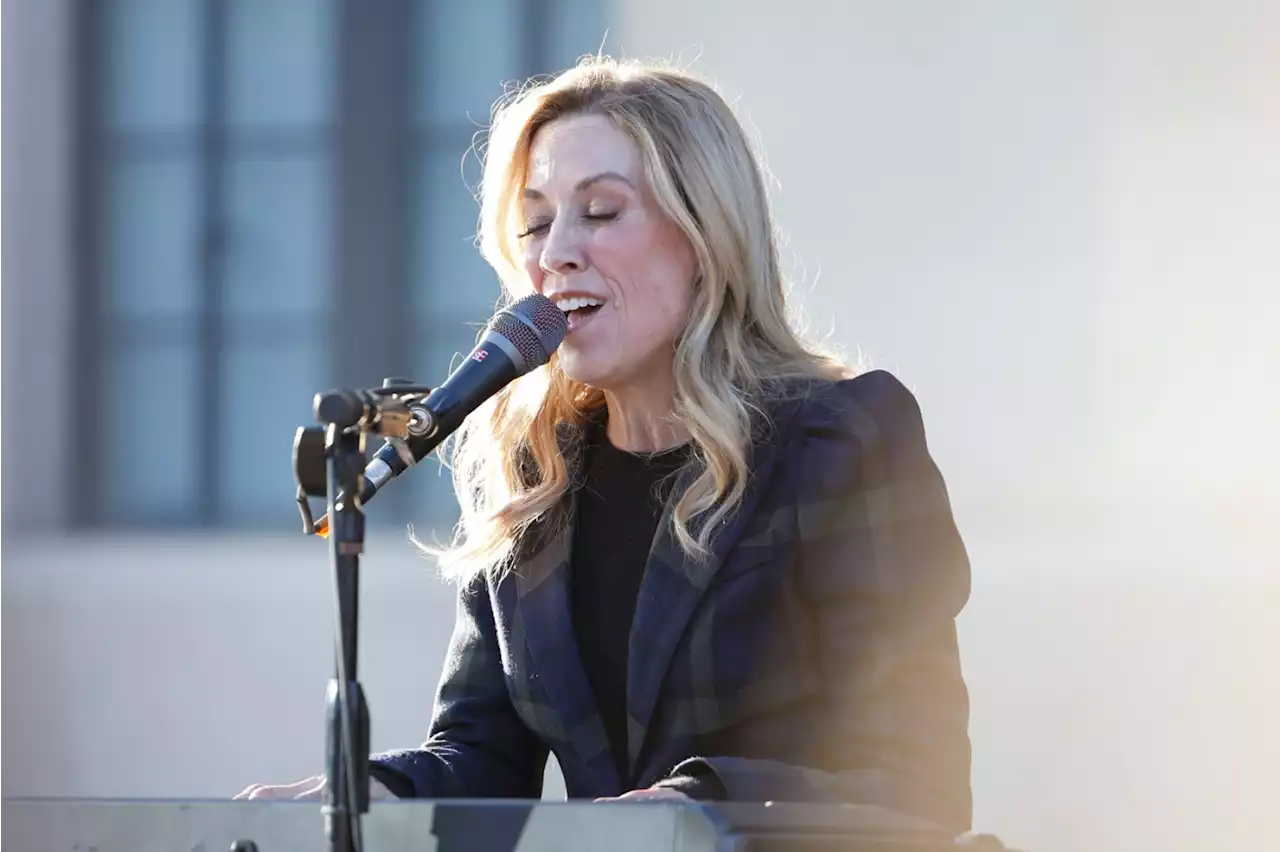 Sheryl Crow and Margo Price Perform at Vigil Honoring Nashville Shooting Victims