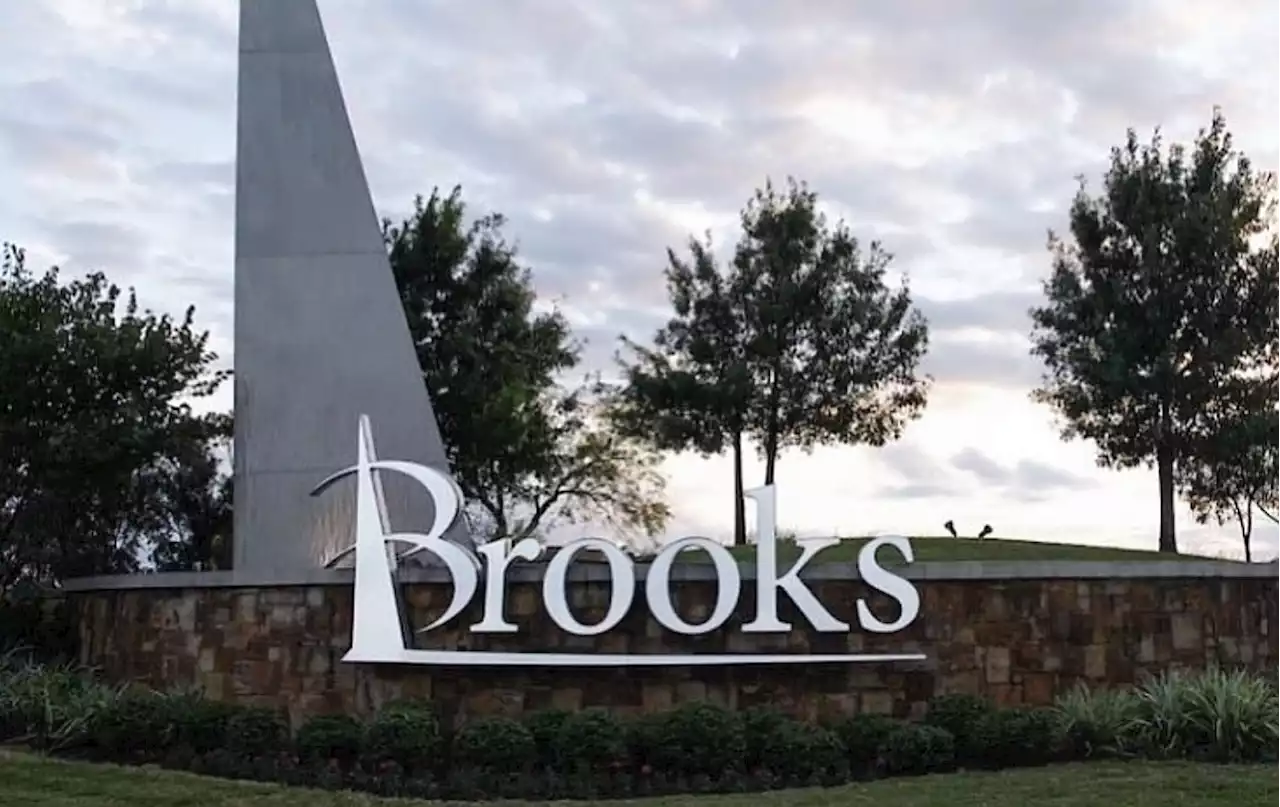 South San Antonio's Brooks complex adding 10 chain restaurants in coming months