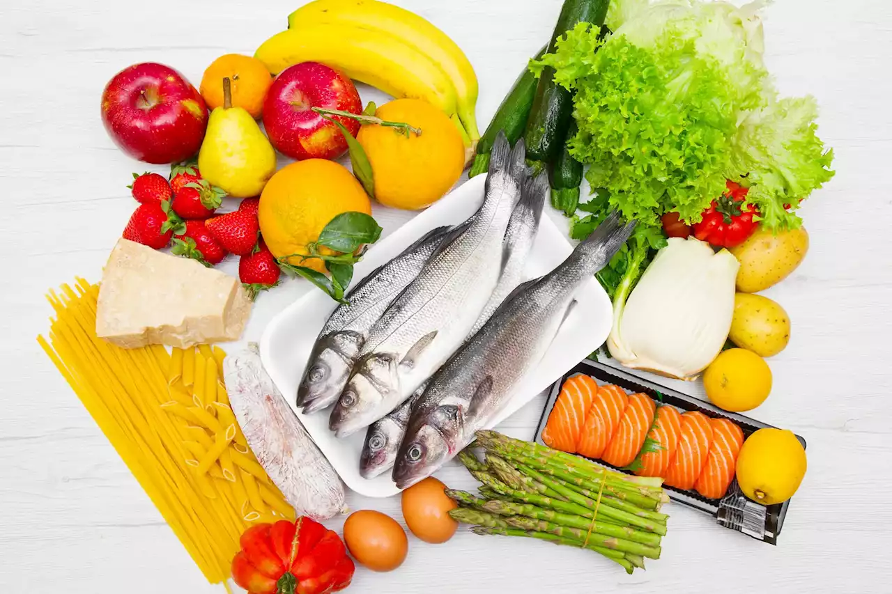 Mediterranean Magic: Diet Slashes Women’s Cardiovascular Disease and Death Risk by Nearly 25%