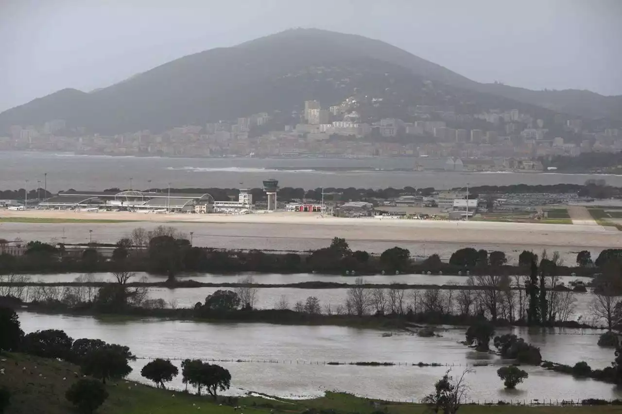 Corse : le groupe clandestin GCC revendique les incendies de deux mairies