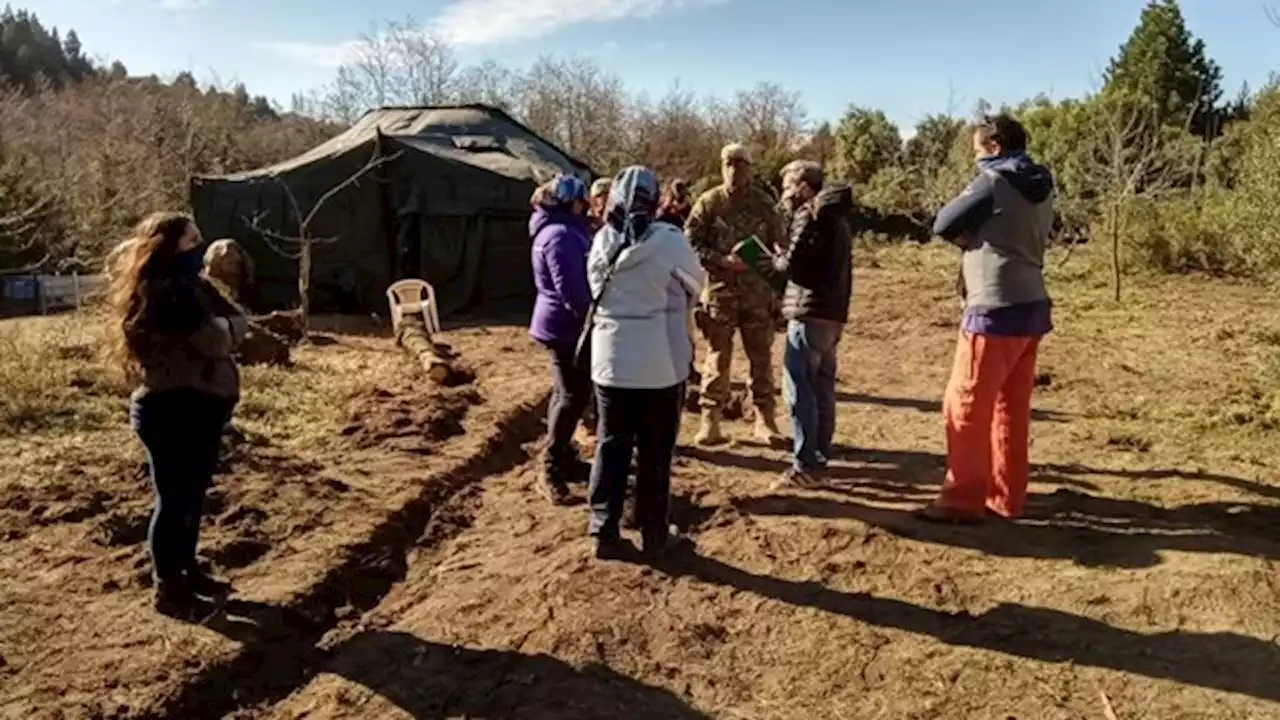 La Corte Suprema ordenó suspender la entrega de tierras a una comunidad mapuche en Bariloche