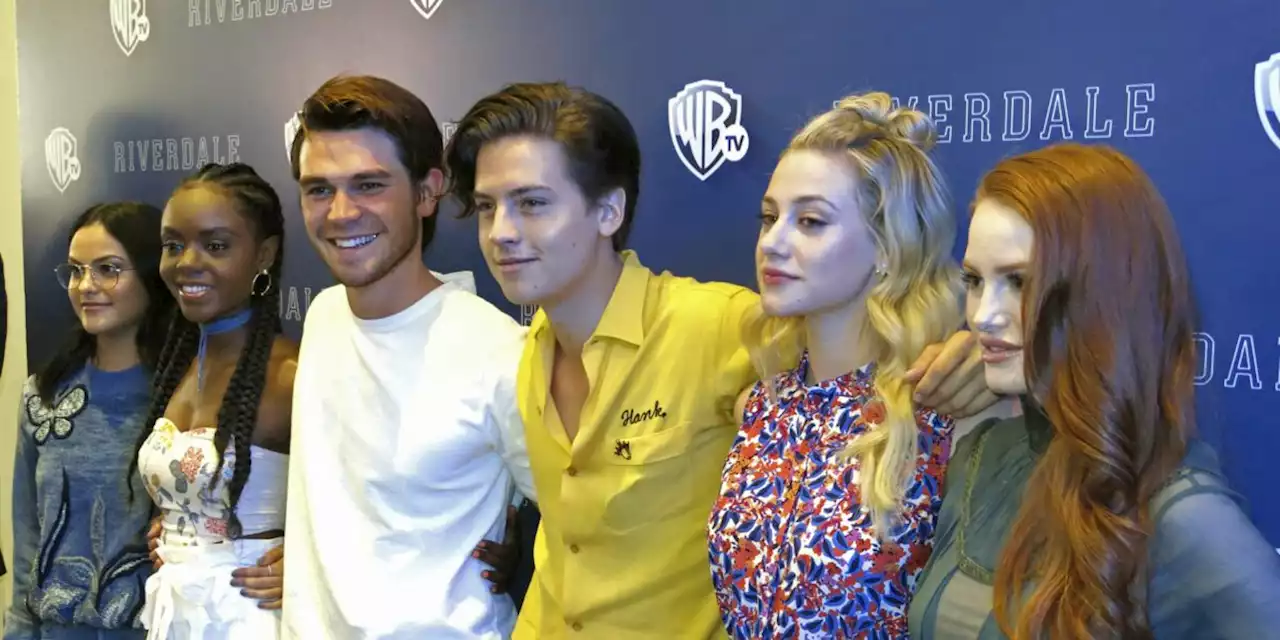 'Personne ne ressemble à un ado de 17 ans' : cette star de Riverdale tacle gentiment sa propre série