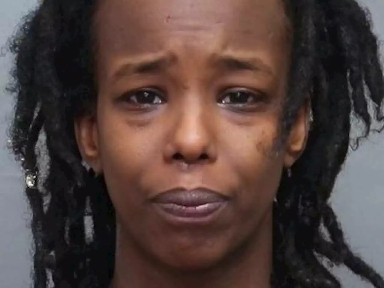 Toronto woman, considered 'dangerous', wanted in two TTC attacks