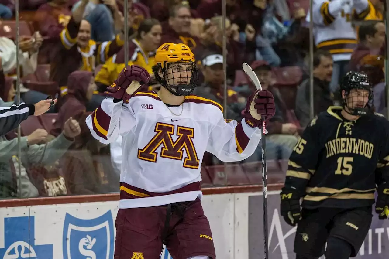 Leafs top prospect Matthew Knies named finalist for Hobey Baker Award