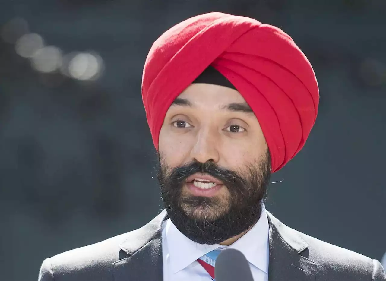 Navdeep Bains will not run for the Ontario Liberal leadership