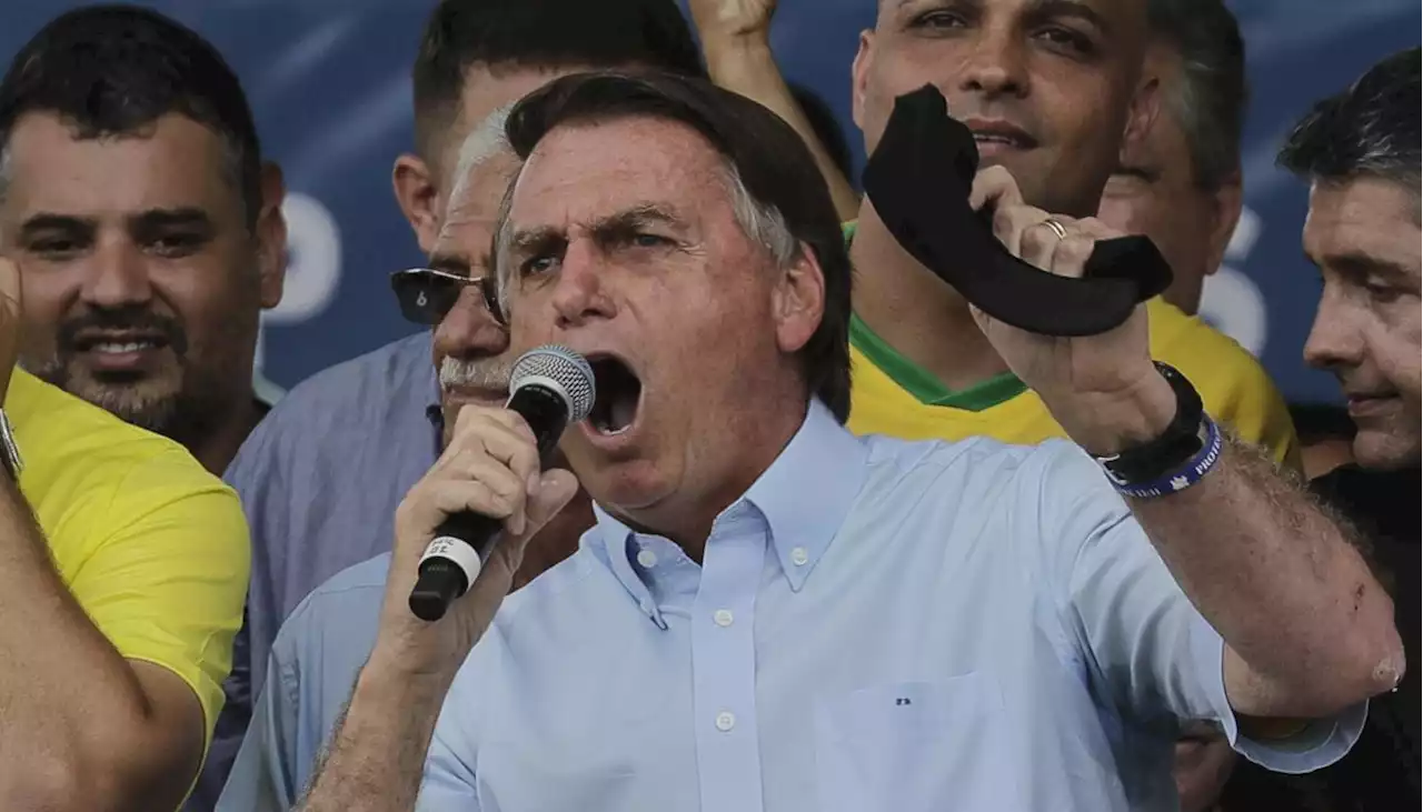 Jair Bolsonaro regresa este jueves a Brasil para liderar la oposición a Lula