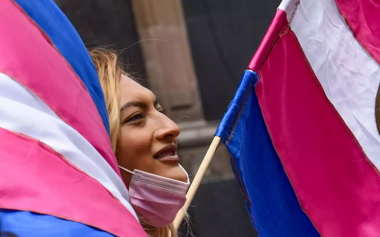 Marcha del orgullo trans: 'Nuestro amor no mata, tu odio sí'