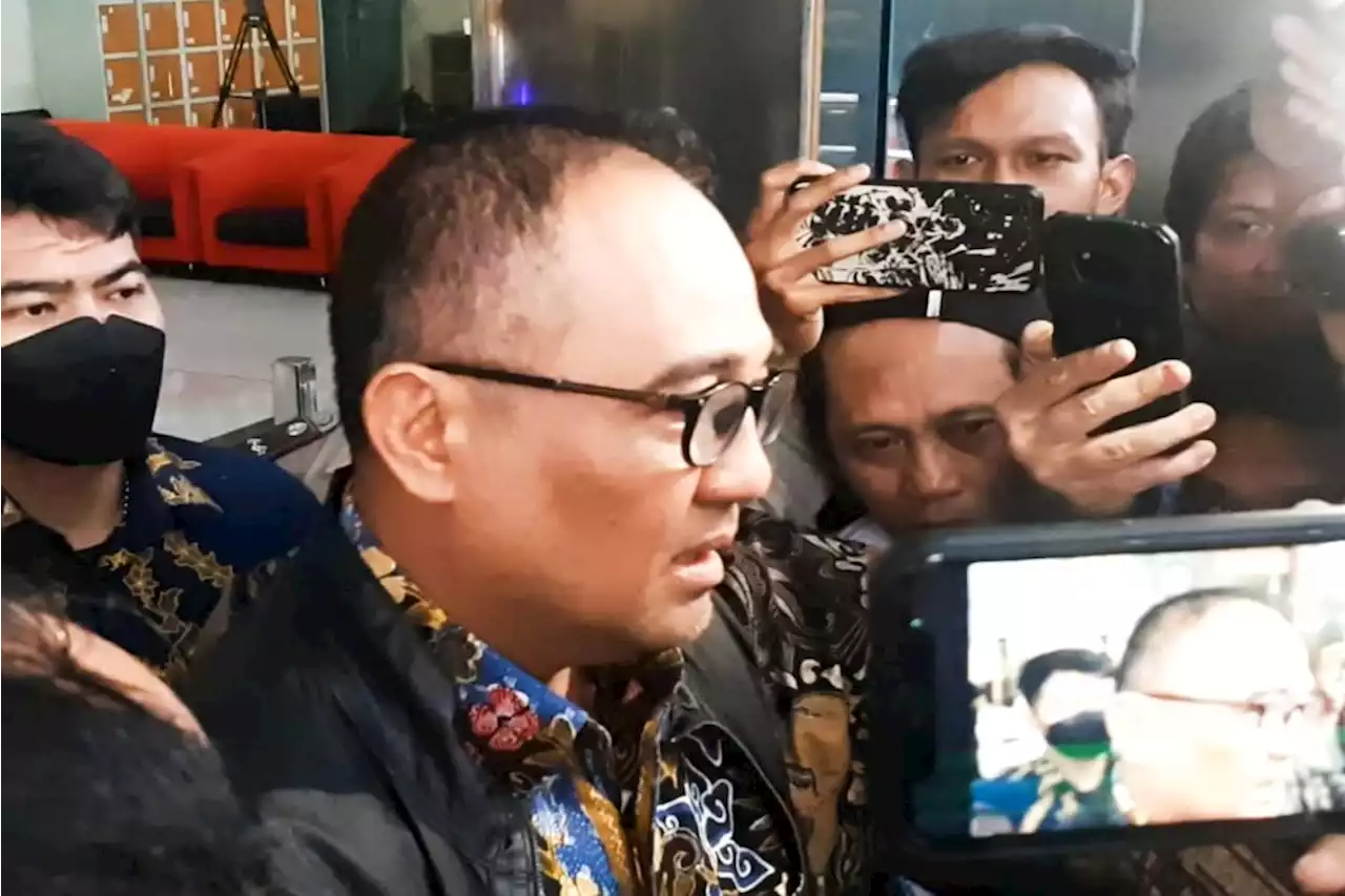 KPK Temukan Uang dan Puluhan Tas Mewah di Rumah Rafael, Ada Merek Hermes