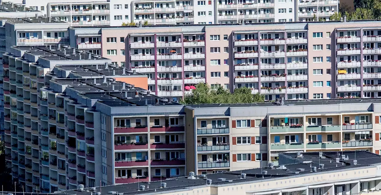 Wohnungsnot – aber in Berlin werden immer weniger Neubauten genehmigt!